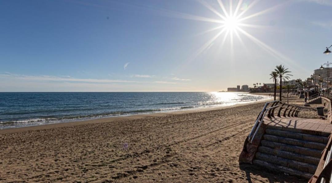 Apartamento Primera Linea Apartman Benalmádena Kültér fotó